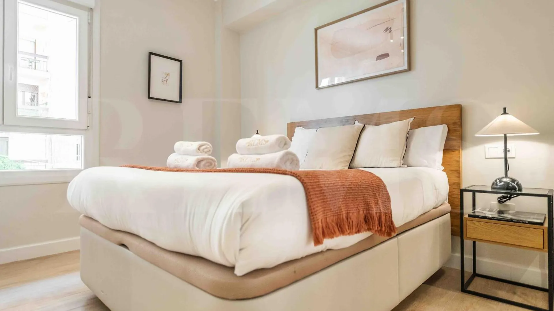 Spacious 3 Bedroom Apartment By Rems Málaga